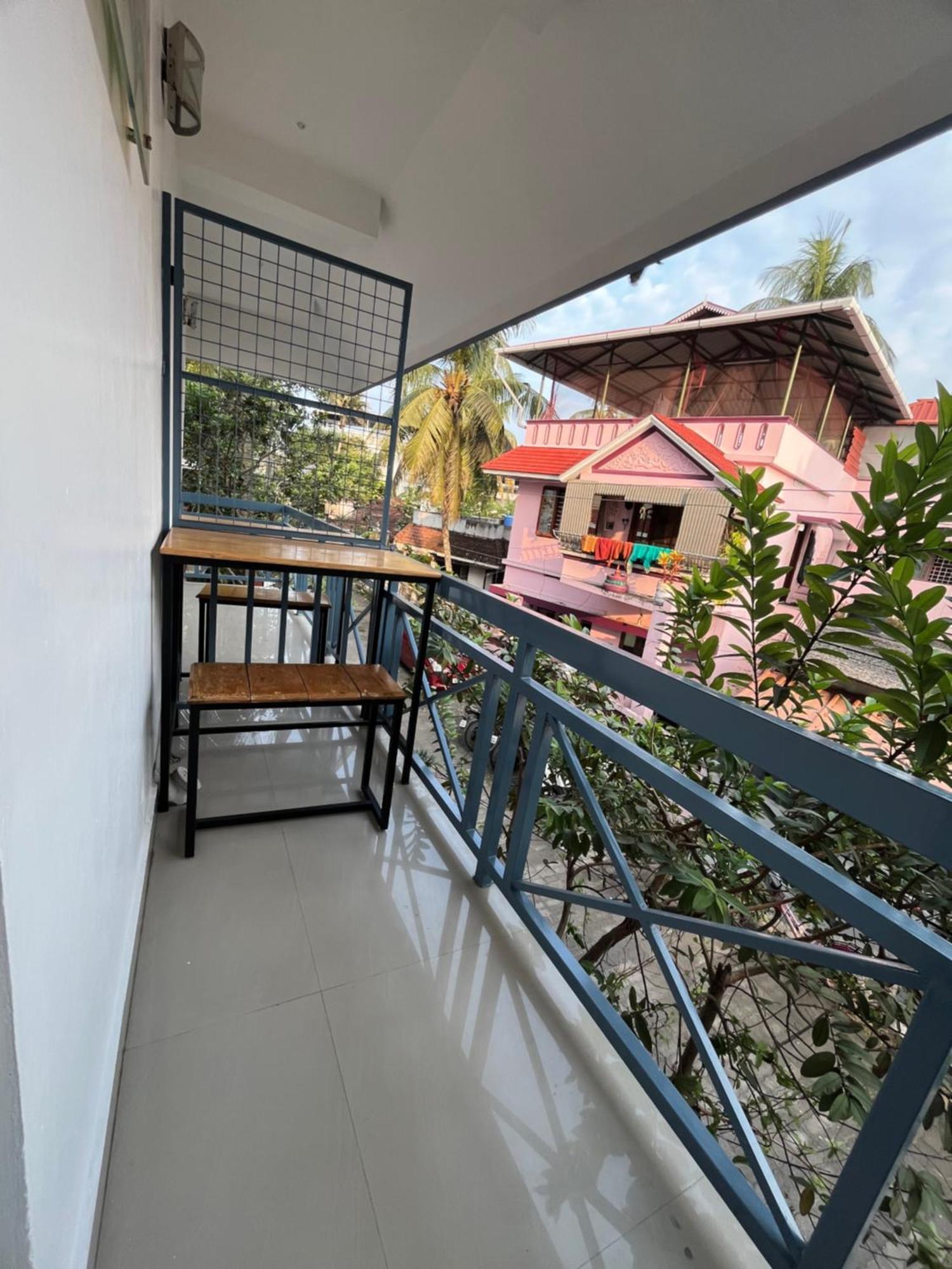 Segundo Home Kochi Kültér fotó