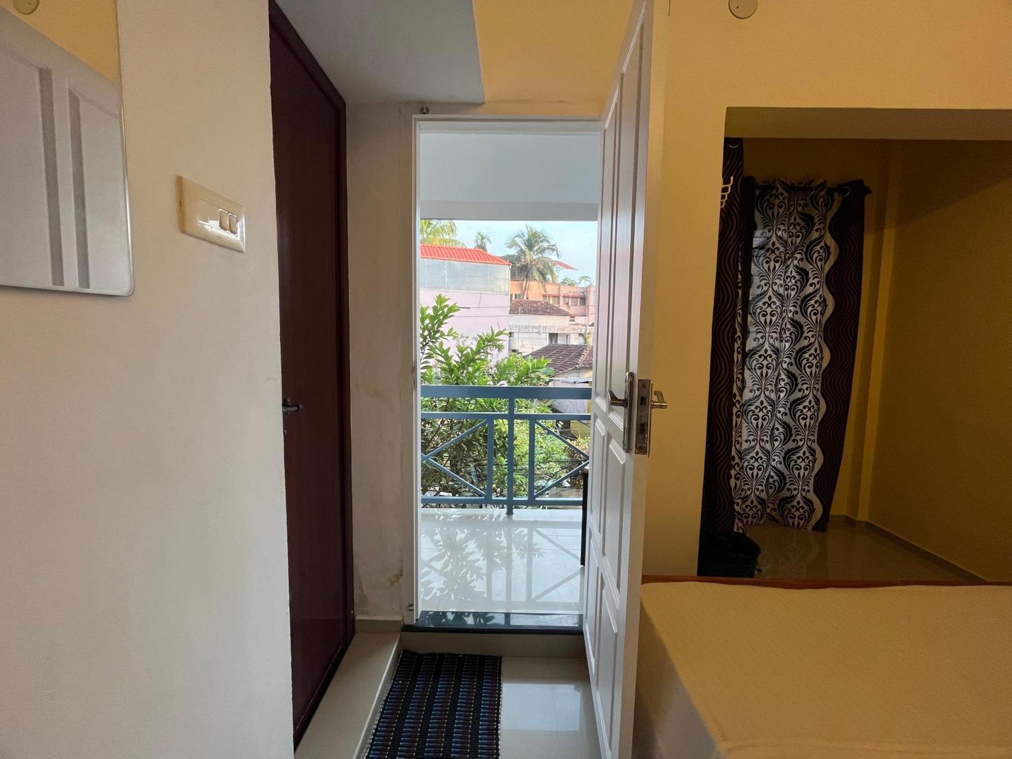 Segundo Home Kochi Kültér fotó